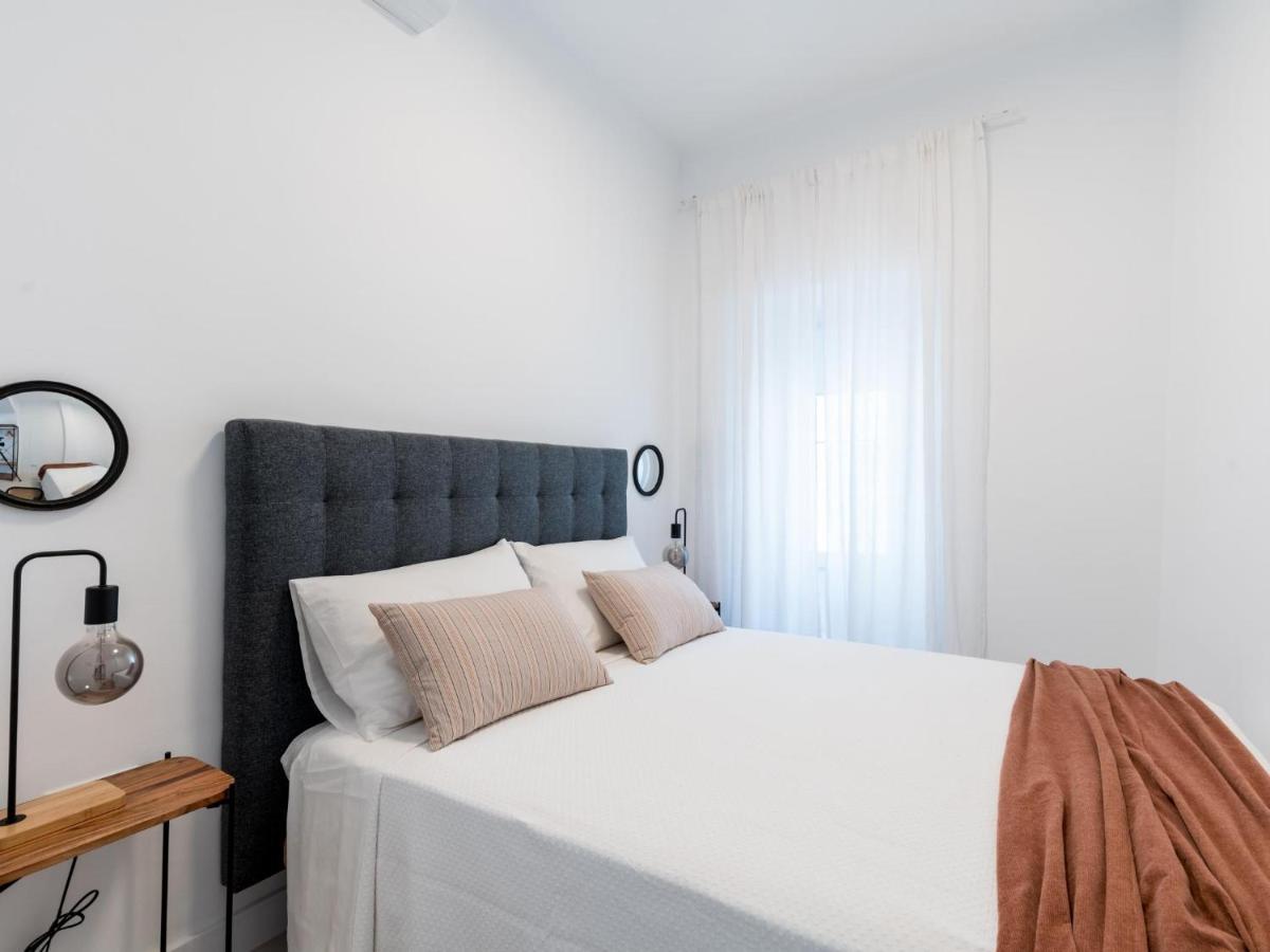 Unique Homes La Juderia Parking & Jacuzzi Севилья Экстерьер фото