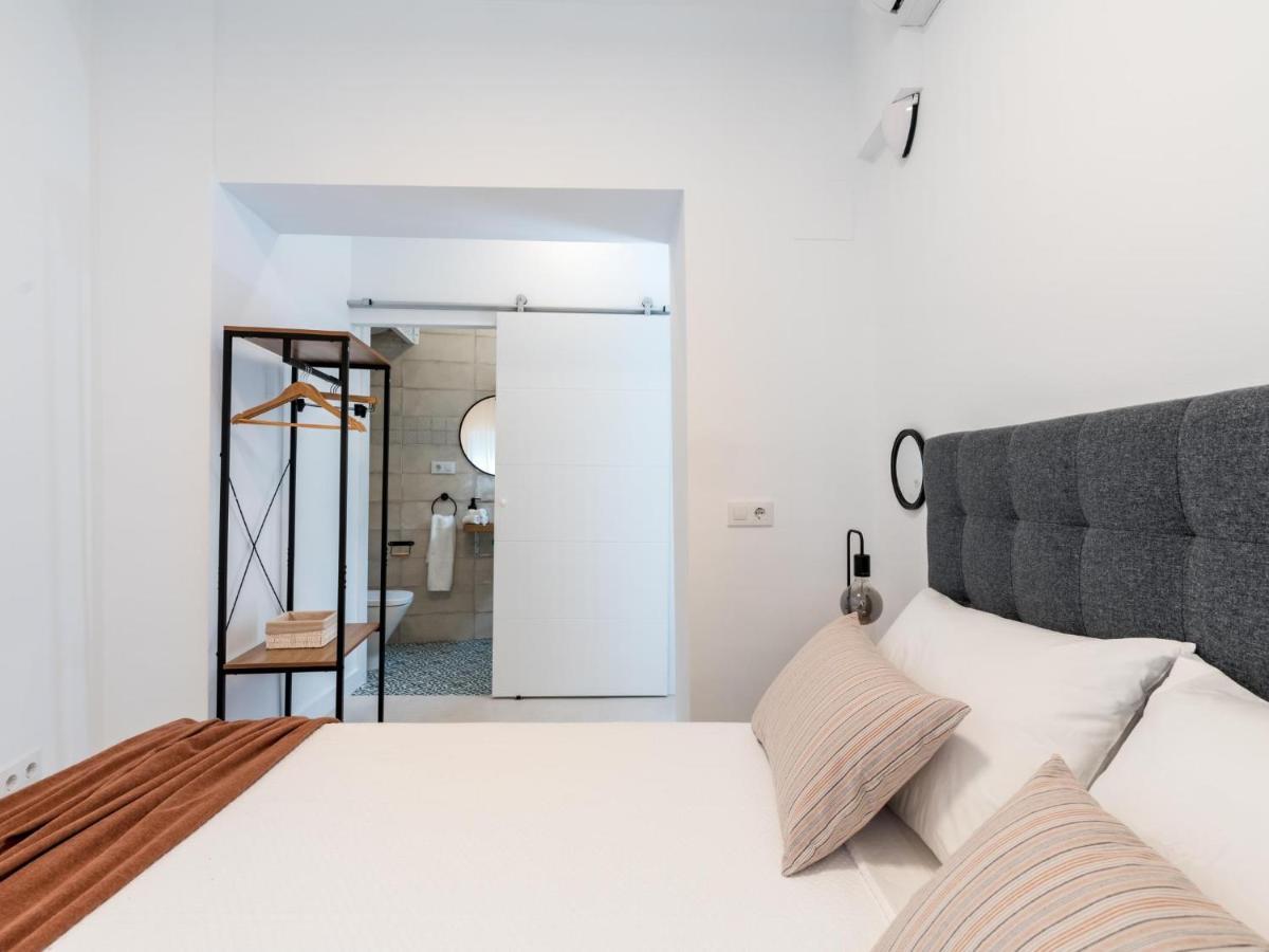 Unique Homes La Juderia Parking & Jacuzzi Севилья Экстерьер фото