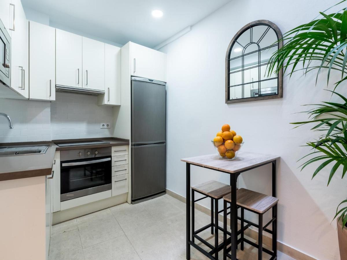 Unique Homes La Juderia Parking & Jacuzzi Севилья Экстерьер фото