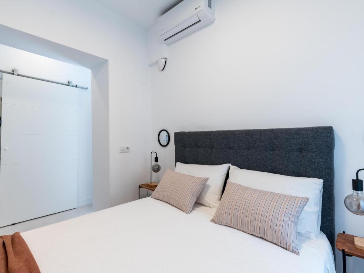 Unique Homes La Juderia Parking & Jacuzzi Севилья Экстерьер фото