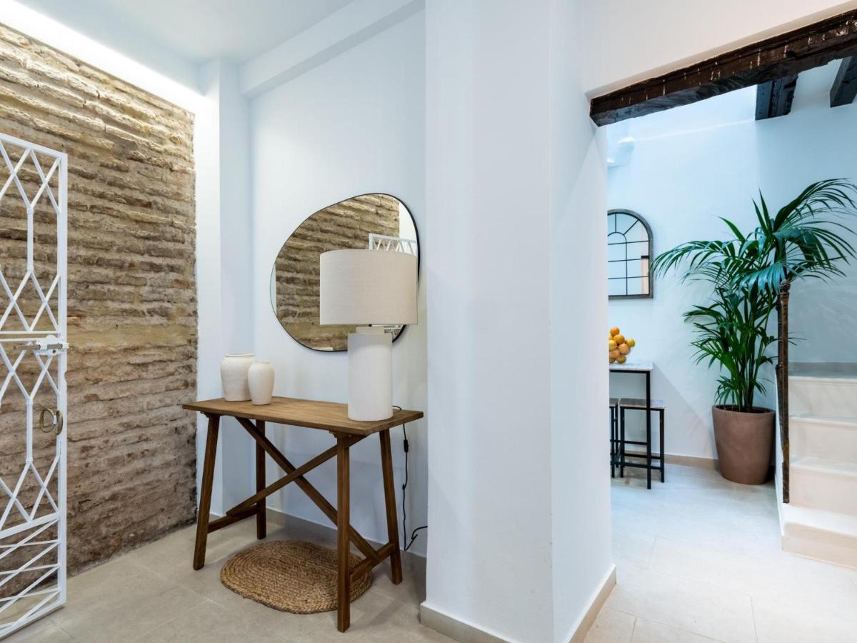 Unique Homes La Juderia Parking & Jacuzzi Севилья Экстерьер фото