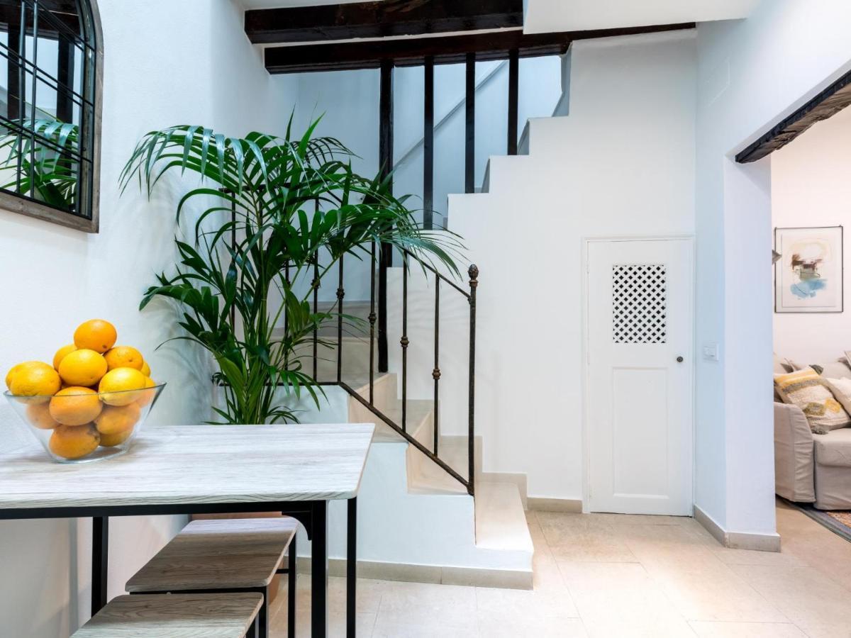 Unique Homes La Juderia Parking & Jacuzzi Севилья Экстерьер фото