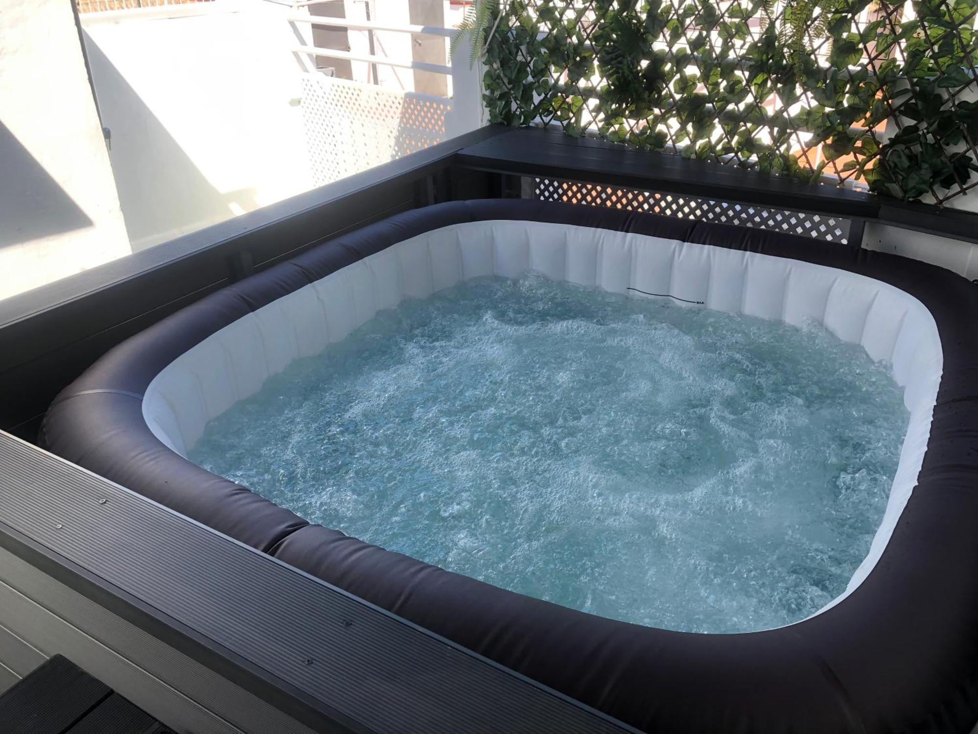 Unique Homes La Juderia Parking & Jacuzzi Севилья Экстерьер фото